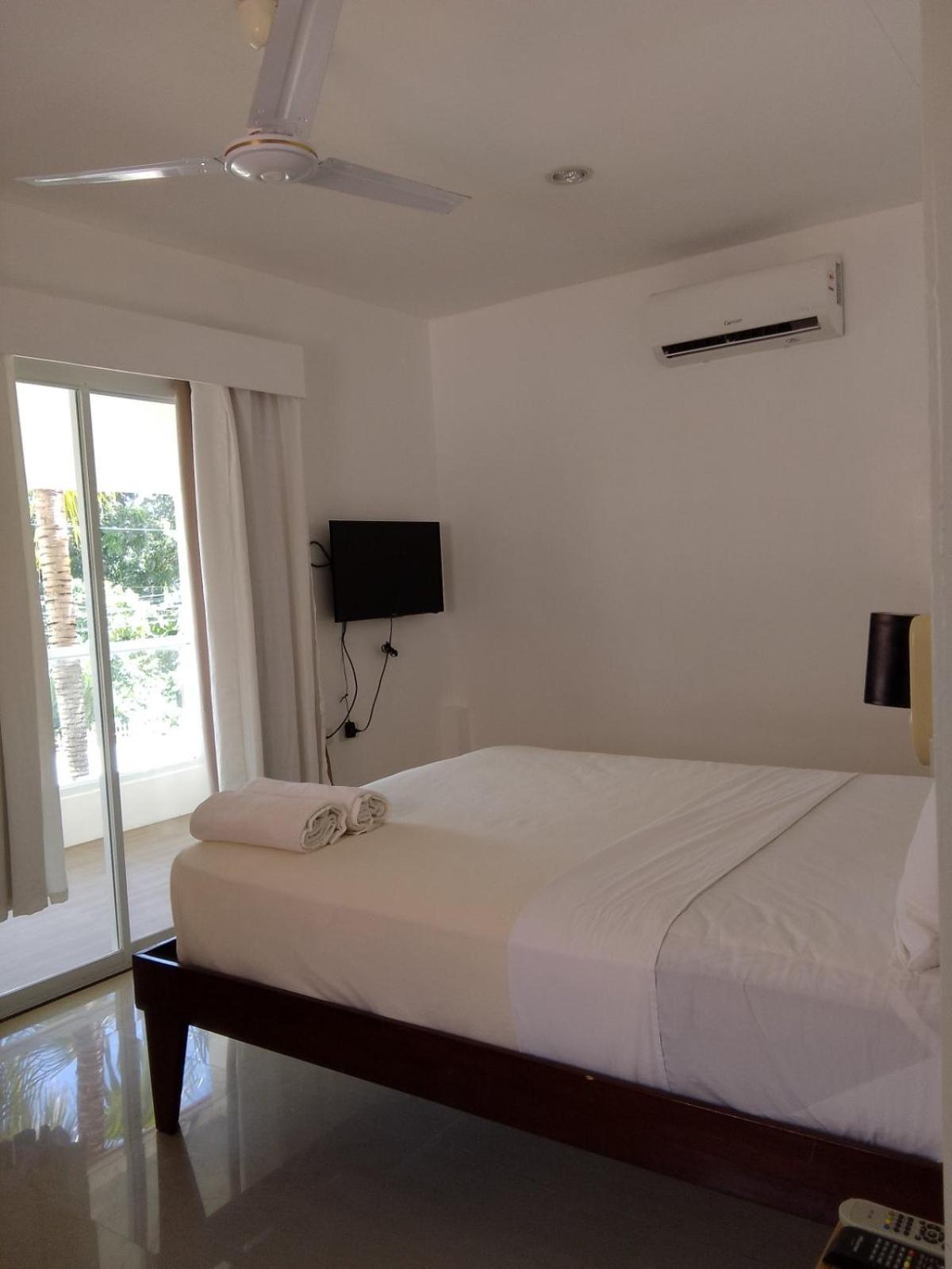 Heartland Hotel Serviced Rooms & Apartments. 팡라오 외부 사진
