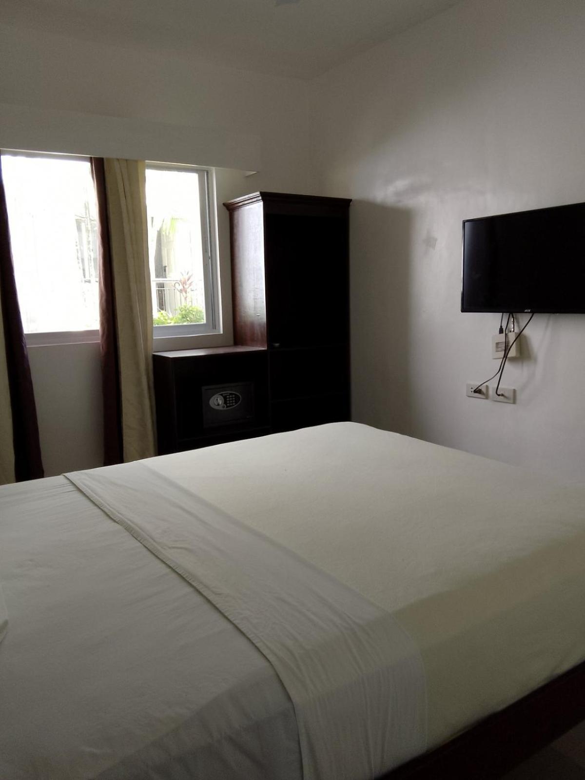 Heartland Hotel Serviced Rooms & Apartments. 팡라오 외부 사진