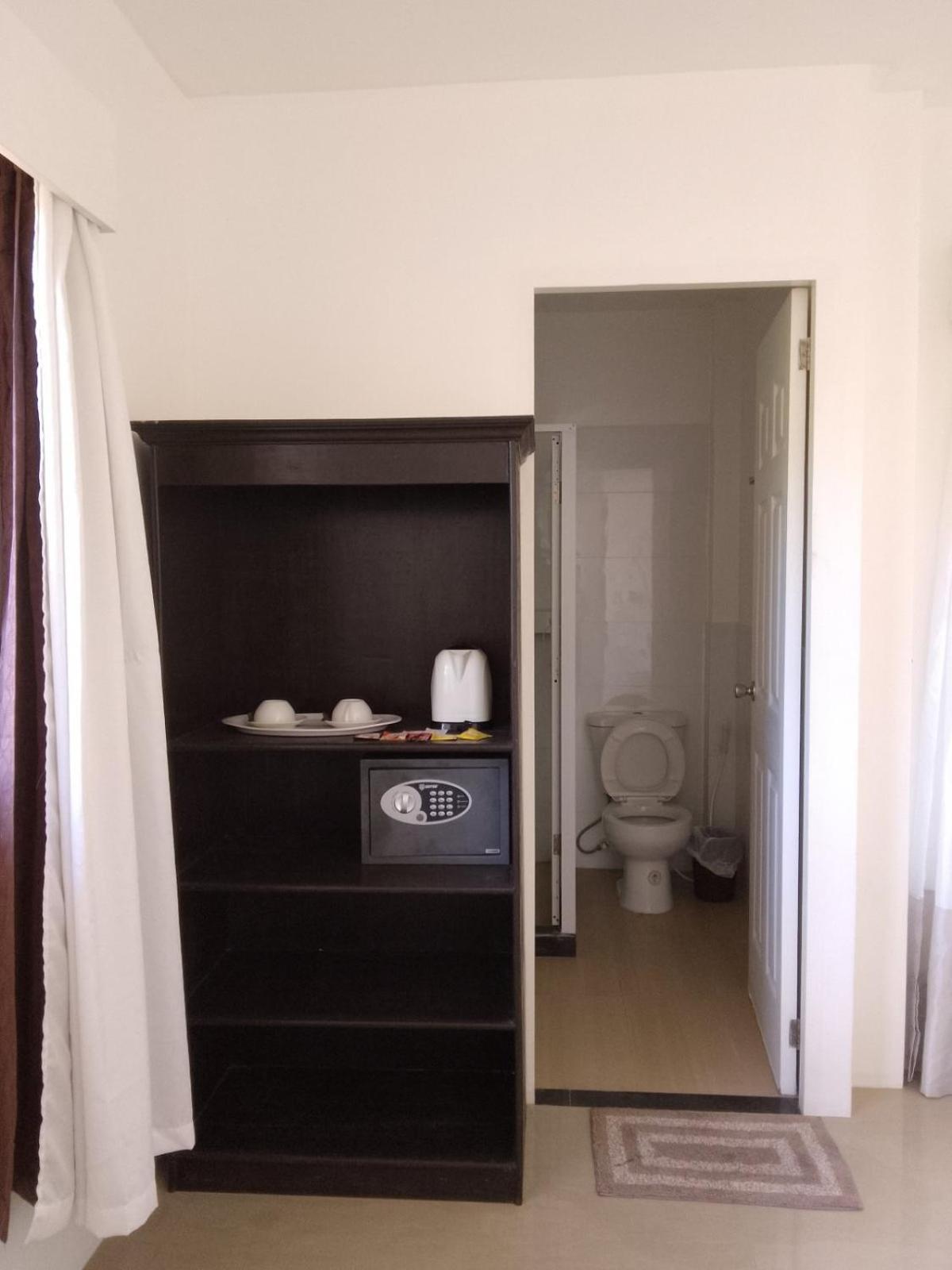 Heartland Hotel Serviced Rooms & Apartments. 팡라오 외부 사진